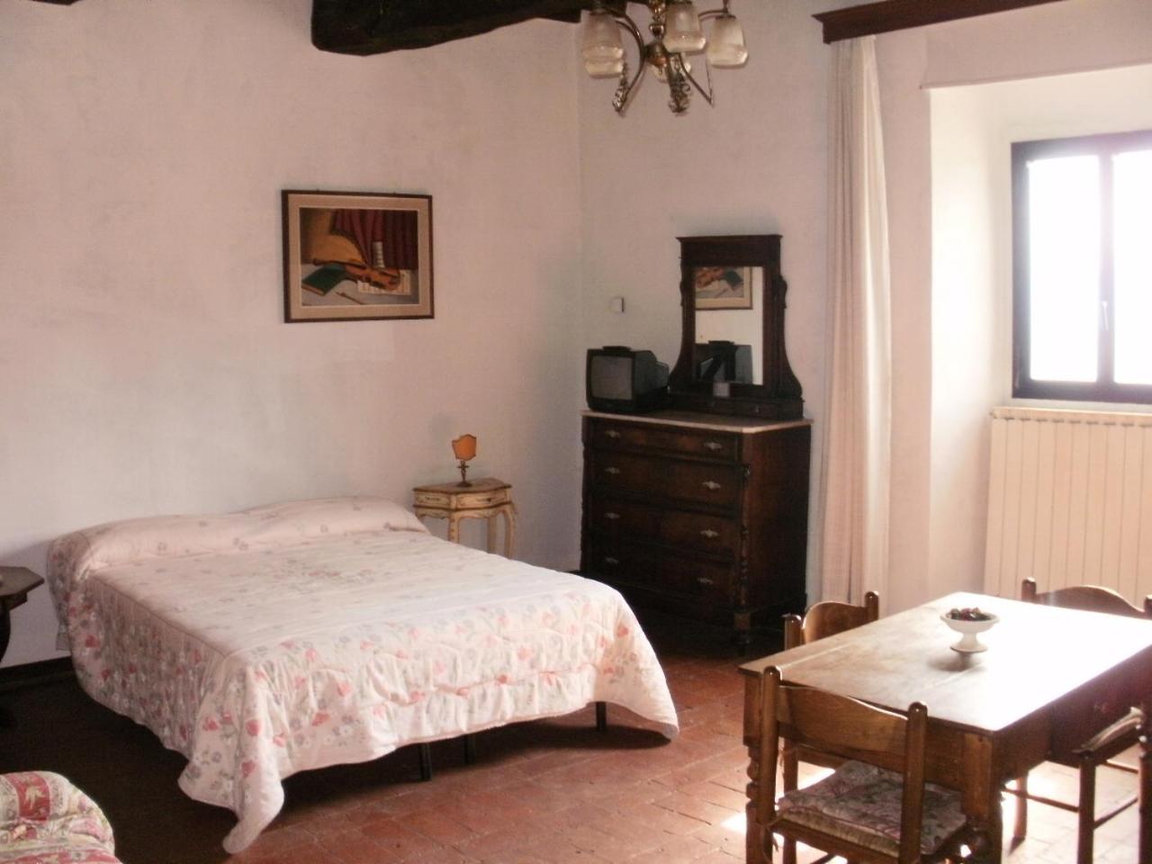 Agriturismo Il Palazzaccio Villa Galliano Bagian luar foto