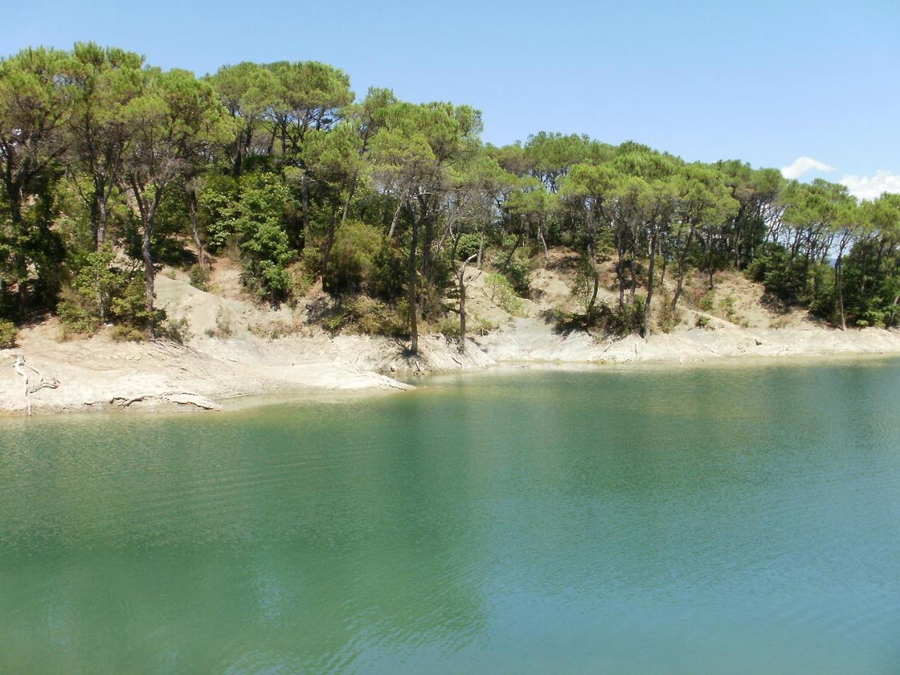 Agriturismo Il Palazzaccio Villa Galliano Bagian luar foto