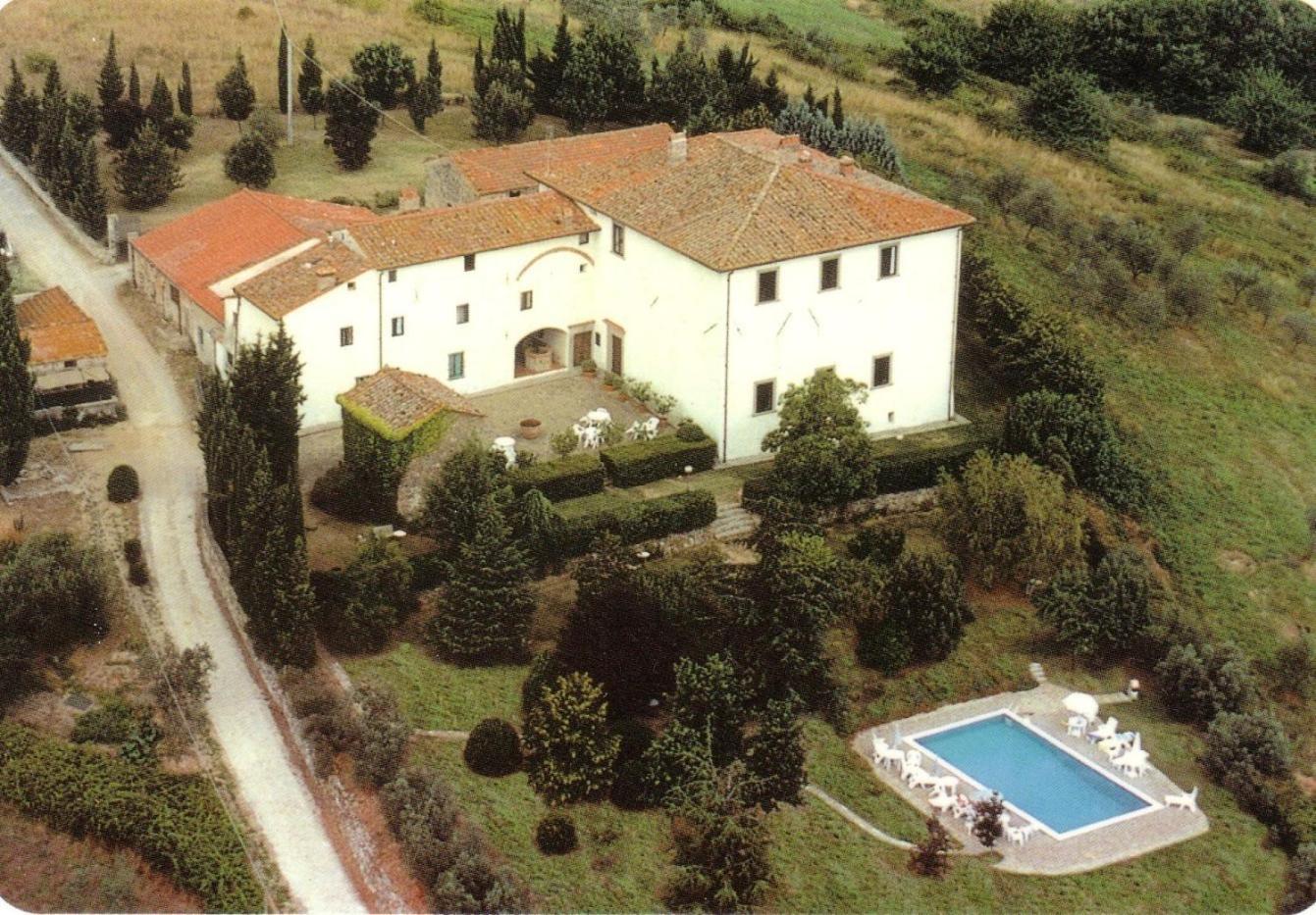 Agriturismo Il Palazzaccio Villa Galliano Bagian luar foto