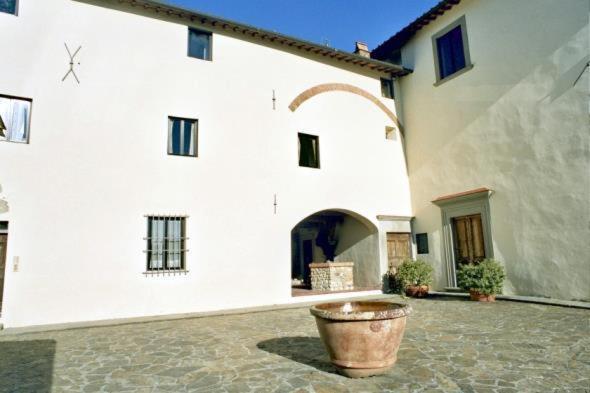 Agriturismo Il Palazzaccio Villa Galliano Bagian luar foto